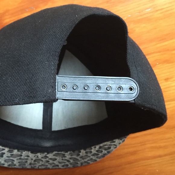 SnapBack hat - Picture 3 of 3