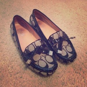Coach flats