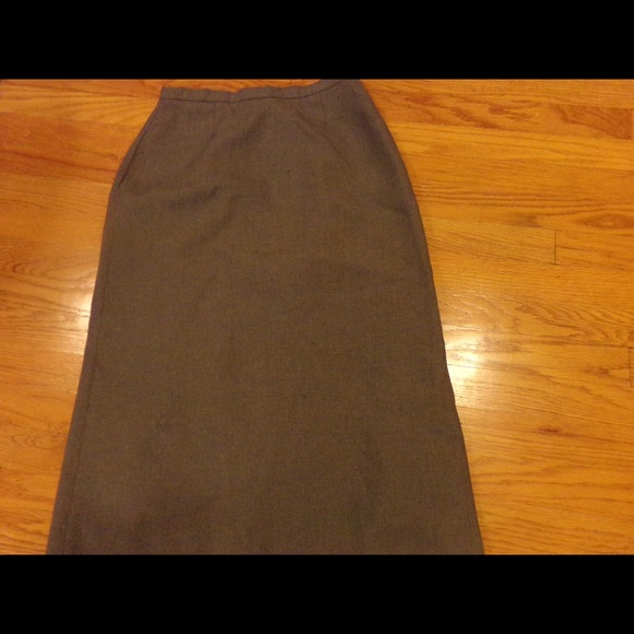 Grey knee length skirt. Good condition
