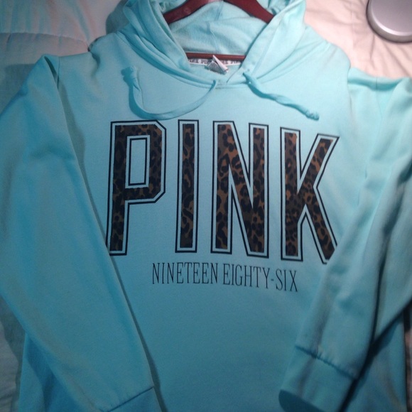 Victoria secret pink sweatshirt