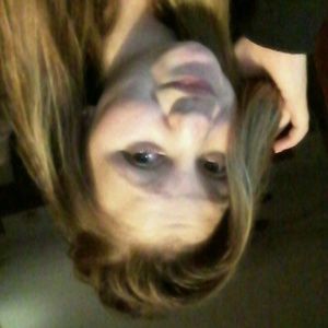 Meet your Posher, Alinia