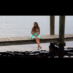 Meet your Posher, Mia