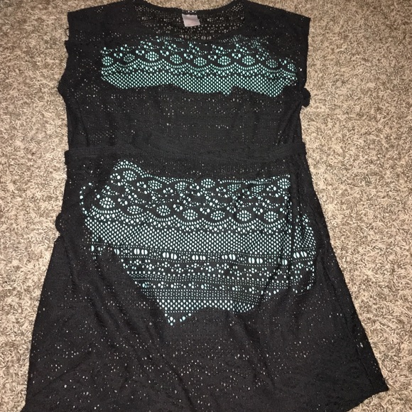 Beautiful bathing suit set!