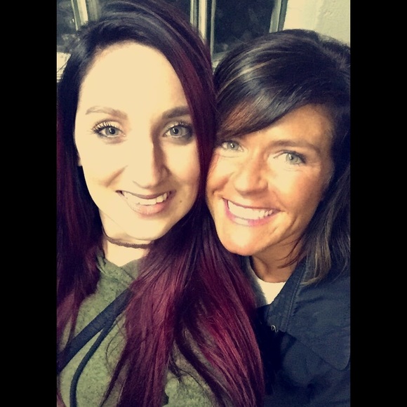 Meet your Posher, Meagan - Picture 6 of 7