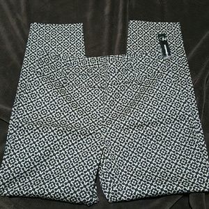 New Directions navy and tan flower print pants