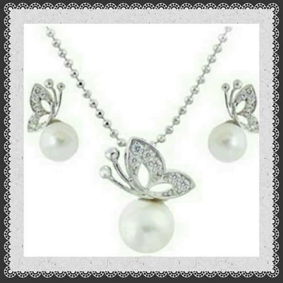 Butterfly Pearl drop jewlery set