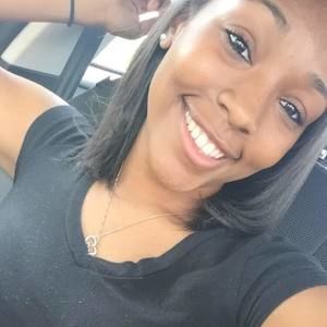 Meet your Posher, Charnae