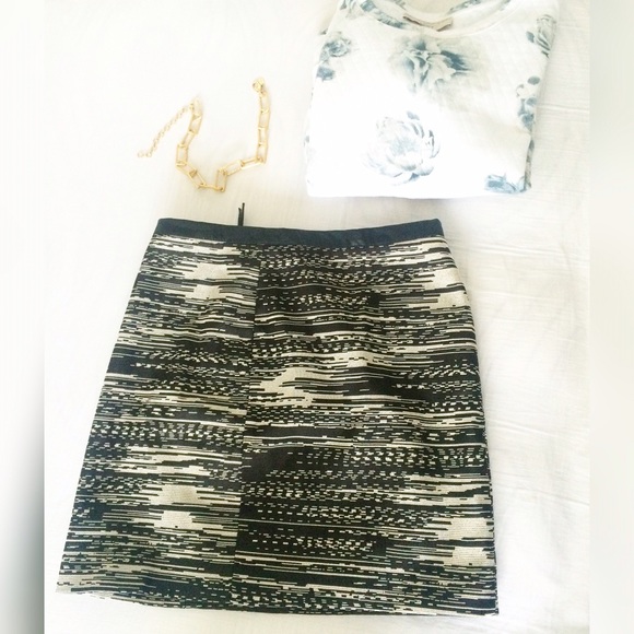 Black mini skirt