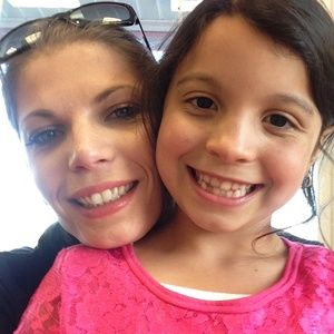 Meet your Posher, Holly