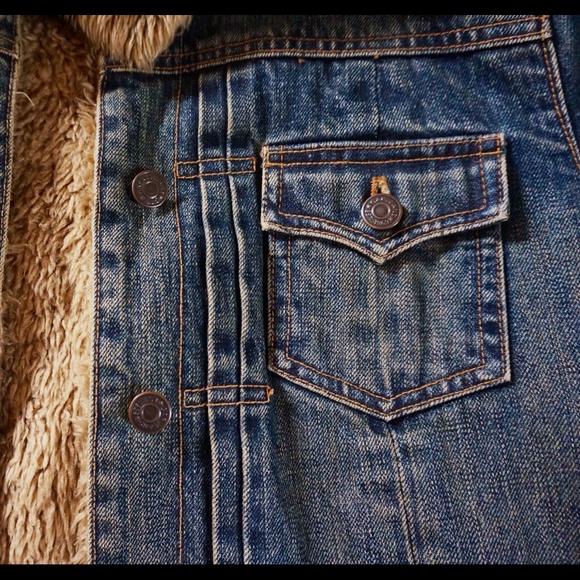 Vintage wash Denim jacket, faux fur-lined,like new