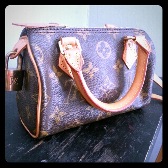 Louis Vuitton Handbags - Genuine Louis Vuitton Speedy Nano Purse