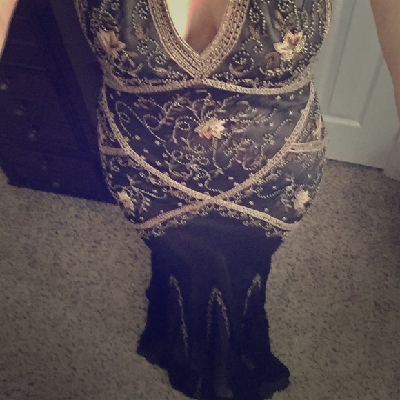 Modern Formal dress, beaded, fitted! Gorgeous!