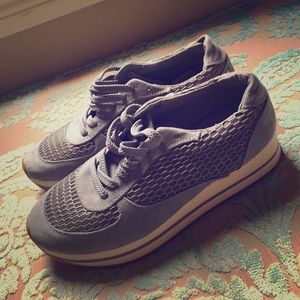 Zara sneakers in gray