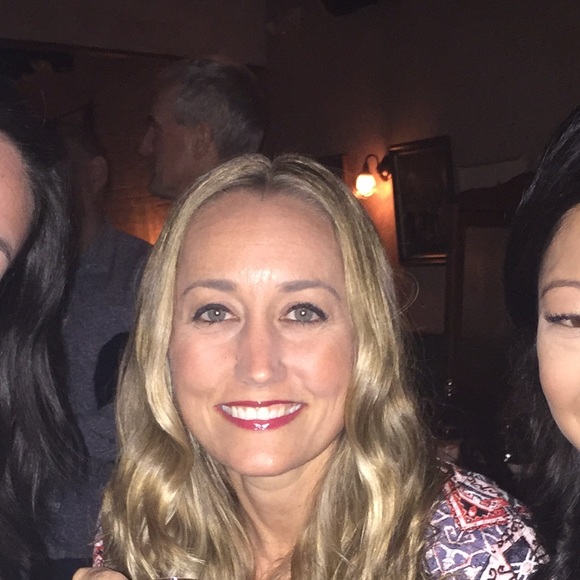 Meet your Posher, Tracy - Picture 1 of 1