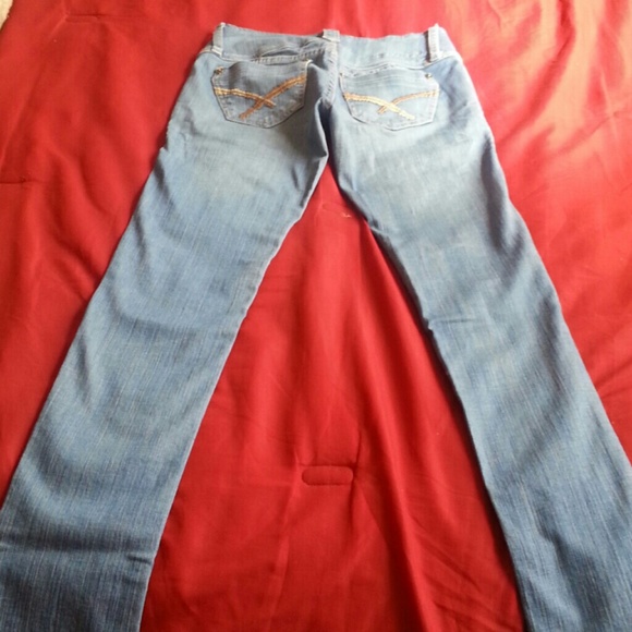 Jeans - Picture 2 of 3
