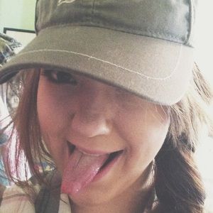 Meet your Posher, Abby