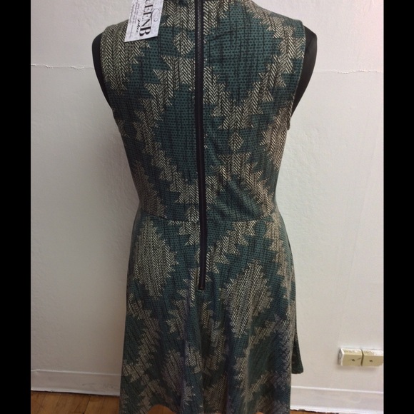 Great dress-2x- Forever 21 - Picture 3 of 4