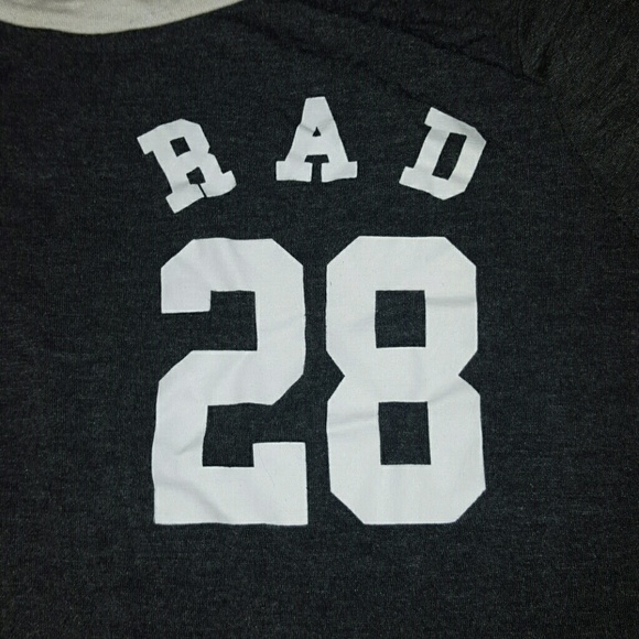 Crop Top - Picture 2 of 4