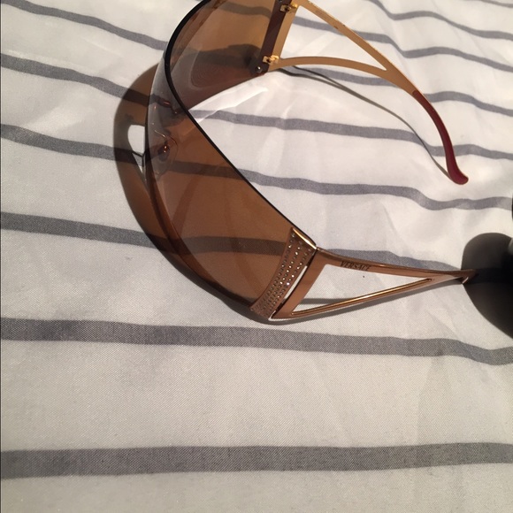 Versace sunglasses - Picture 3 of 3