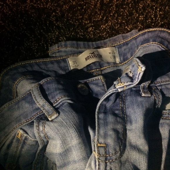 ripped Hollister jeans. - Picture 2 of 4