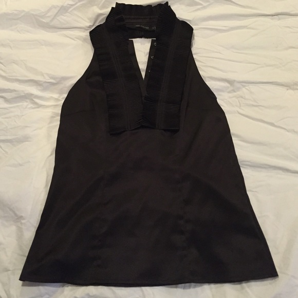 Pleated Halter Neck Limited Top