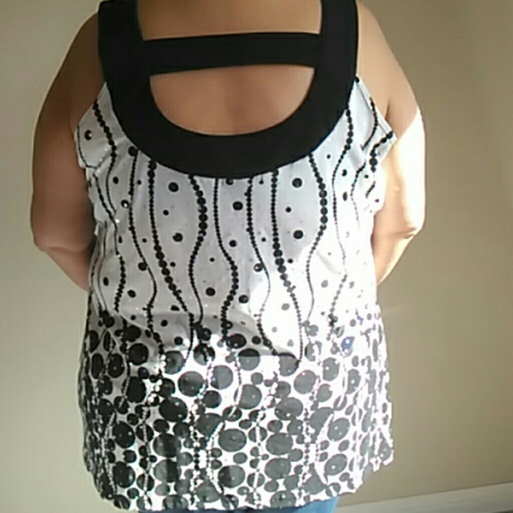 Holiday sequence - Picture 2 of 2