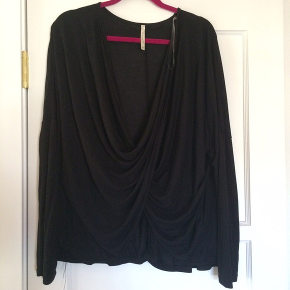 Draped blouse - Picture 2 of 2