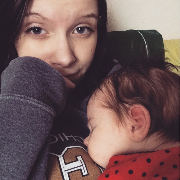 Meet Your Posher, Nicki - Picture 3 of 4