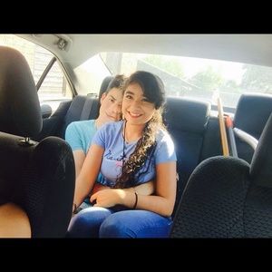 Meet your Posher, Veronica