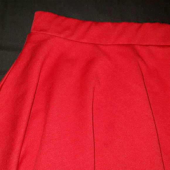 Skirt - Picture 3 of 3