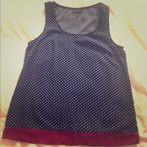 Market & Spruce top. Size Medium.