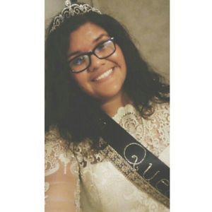 Meet your Posher, Isabel