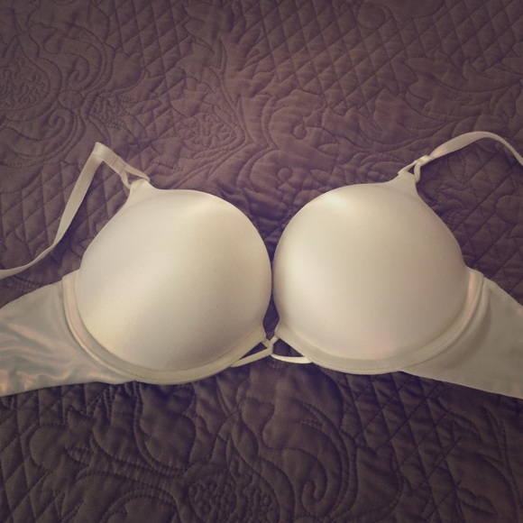 VS Bombshell
