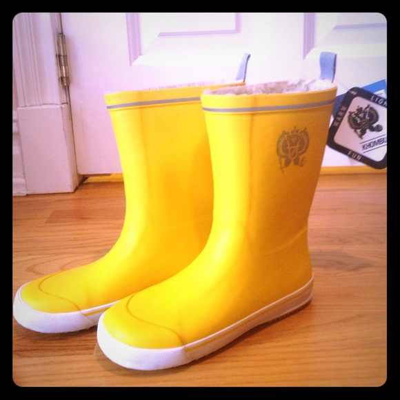 Shoes - Khombu warm light comfort