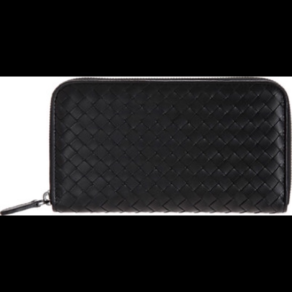 Bottega Veneta Black Woven Wallet