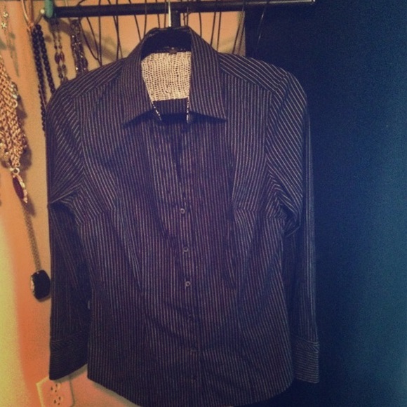 Express long sleeve button up