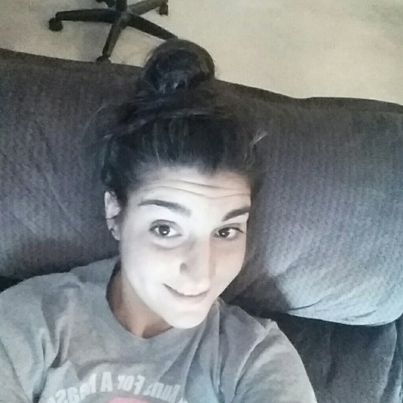 Meet your Posher, Sarah - Picture 1 of 1