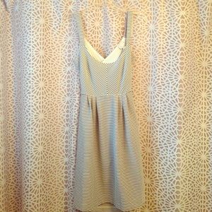 Retro crisscross back dress
