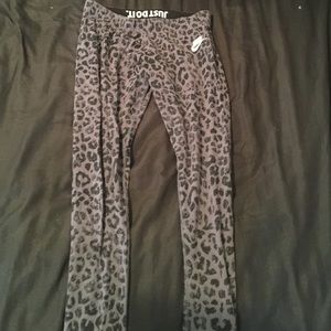 Nike cheetah leggings