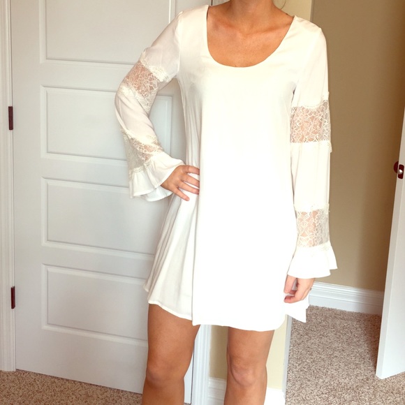 Tobi long sleeved dress