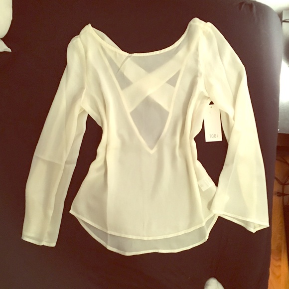 Tobi xs shirt low back