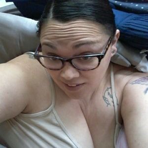 Meet your Posher, Latisha