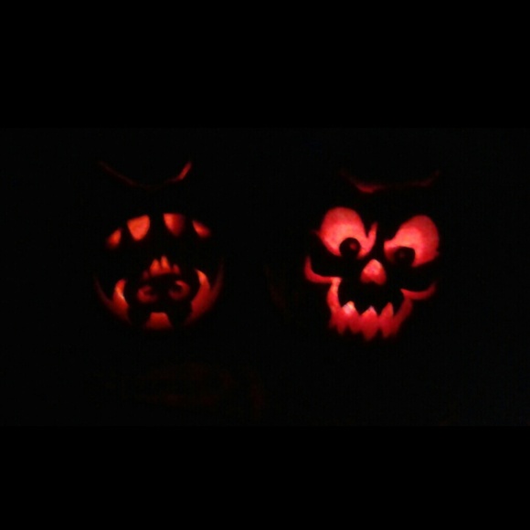 Meet your Posher, Mel - Picture 1 of 1