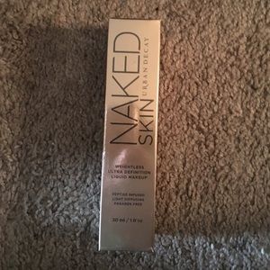 Urban Decay Naked Skin