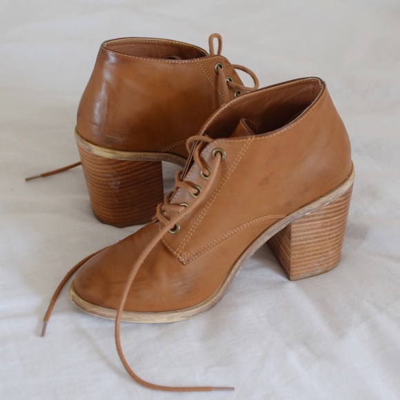 Forever 21 faux leather Lace Up Oxford Ankle Boots