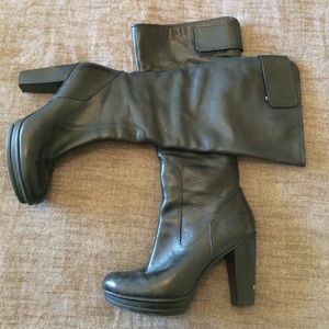 Kenneth Cole Reaction Black Leather Boots