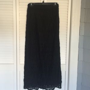 Maxi skirt with lace overlay