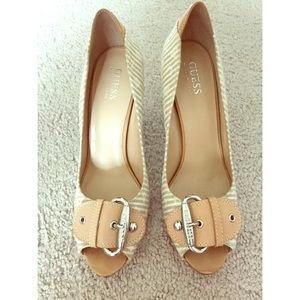 GUESS by Marciano pumps