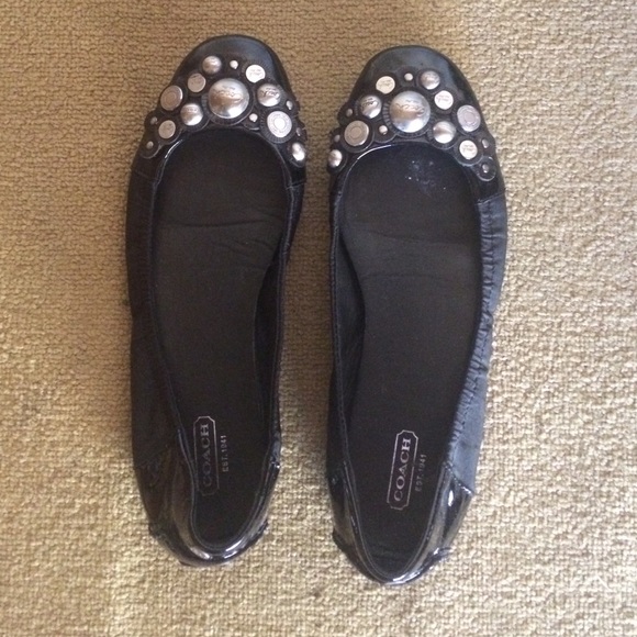 Authentic Coach flats