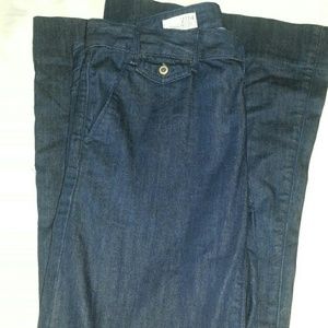 27/size 4 Gap modern trouser jeans